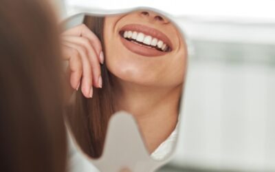 Blanqueamiento dental en Vitoria: qué técnica da mejores resultados y cuánto dura
